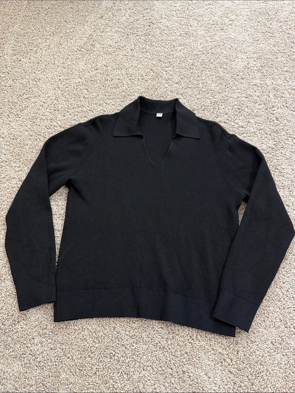 Uniqlo Black V-Neck Collared Knit Sweater
